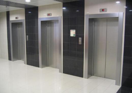 Обеспечивается ли надежность лифтов в новостройках?