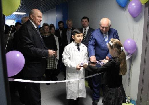 В Кингисеппе открыты лаборатории для подготовки юных ученых 