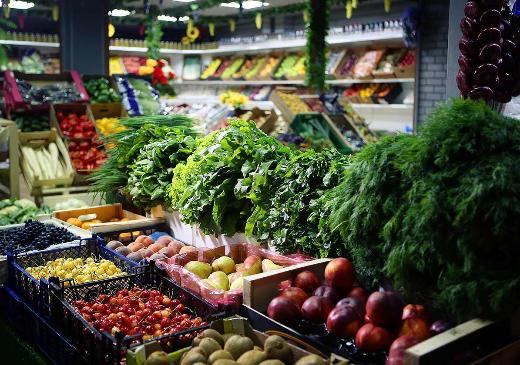 «Перекрёсток» расширил ассортимент свежих фруктов и овощей из «Фуд Сити» в Москве 