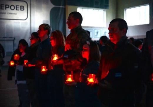 Никто не забыт: курсанты военно-патриотических сборов «Время героев» приняли участие в акции «Свеча памяти»