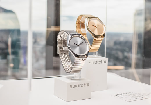Swatch представил новую коллекцию SKIN Irony через чувственный перфоманс, созданный совместно с Юрием Квятковским
